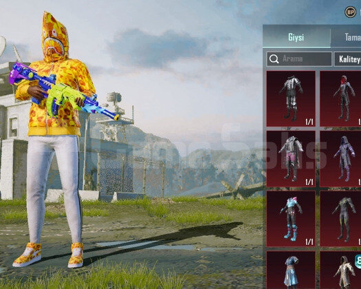 BAPE X KOMUTAN 70 DESTANSI