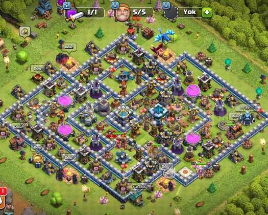 |TH 13| KOSTÜMLÜ MAX + MAX EFSANE COC HESAP