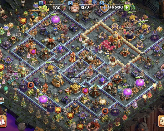 40 COSTUME 5 BACKGROUND - TH16!