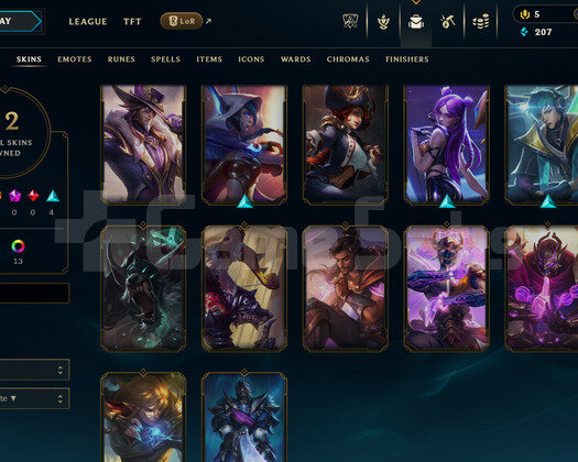 TR Gold 2 | 12 Kostüm - 47 Hero | LoL Hesap
