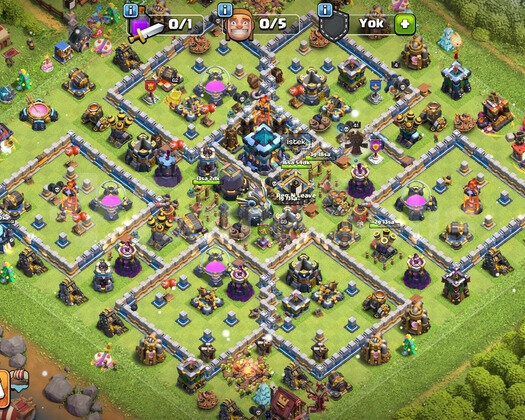 TH 13 + 3 SKİN + PAS + 7000 TAŞ