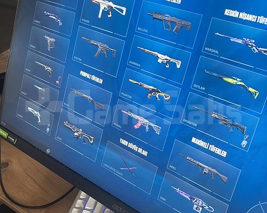 RGX KARAMBİT EXO KILIÇ EFSANE HESAP