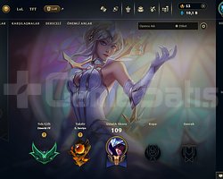 LOL EU WEST EMERALD 4 HANDMADE 75 WIN RATE ACCOUNT