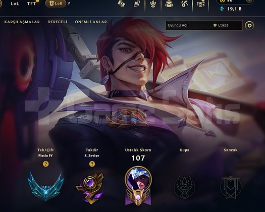PLAT / ELLE KASILMIŞ / BOL KOSTÜM !!!