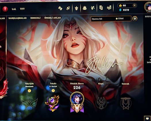 Euw Faker imzalı ahri özel skinli hesap