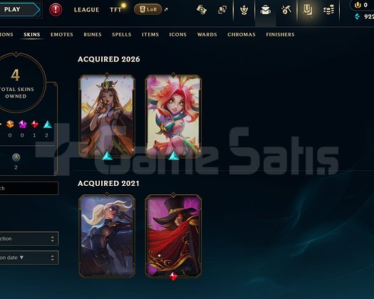 EUW Unranked | 4 Kostüm - 44 Hero | LoL Hesap