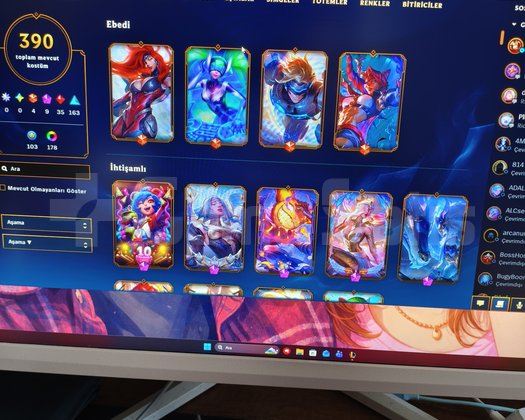 390 Skinli Elmas elo LoL hesabı