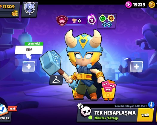11K 71 Karakter Güzel Kostümler