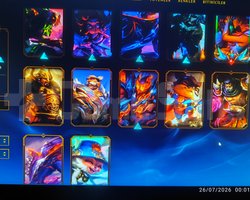 Valorant + LoL hesap İhtiyaçtan satilik