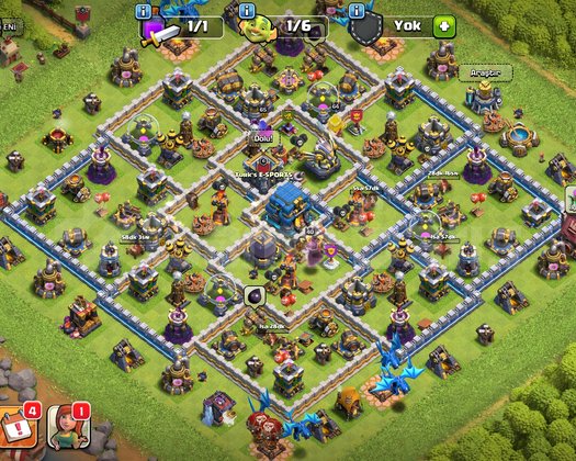 TH 12 MAX Herolar Sağlam Kostüm Var